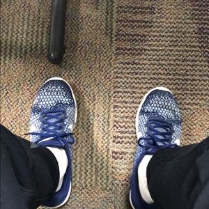 Meet your Posher, Logan